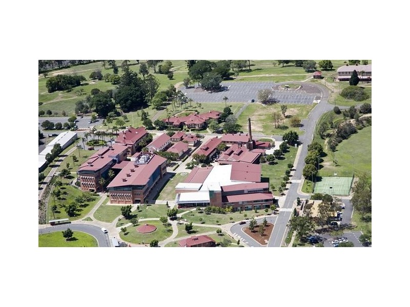 32 Rosemary Street, Deebing Heights QLD 4306