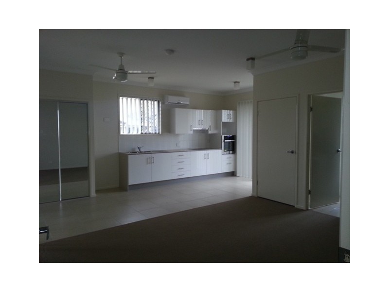 13 Iris Court, Yamanto QLD 4305