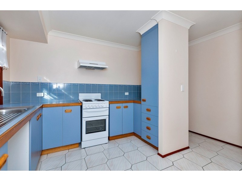 9 Boettcher Ave, Flinders View QLD 4305