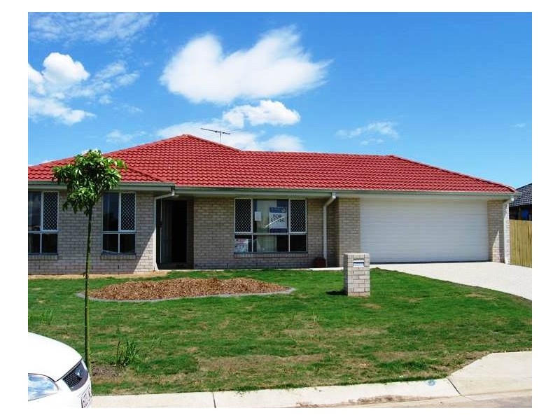 8 Jack Conway Street, One Mile QLD 4305
