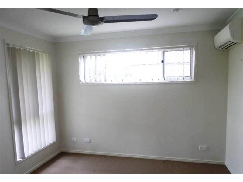 8 Jack Conway Street, One Mile QLD 4305