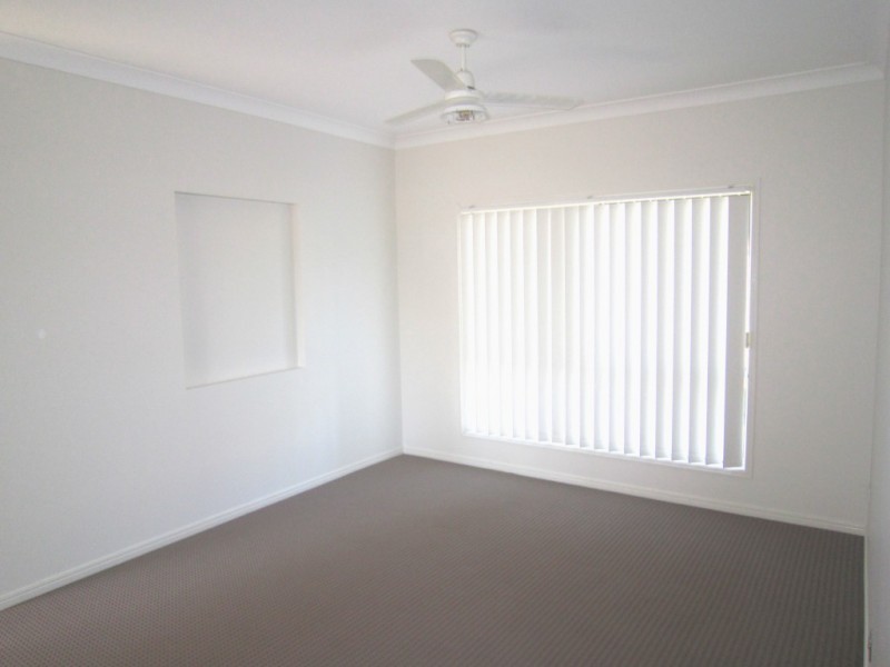 1 Carney Circuit, Redbank Plains QLD 4301