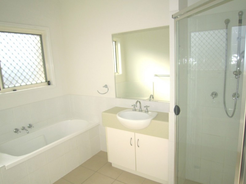 1 Carney Circuit, Redbank Plains QLD 4301