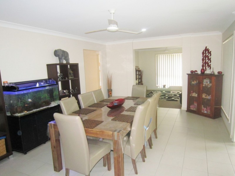 47 Eric Drive, Blackstone QLD 4304