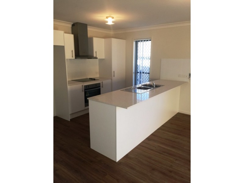 24 Bowerbird Street, Deebing Heights QLD 4306