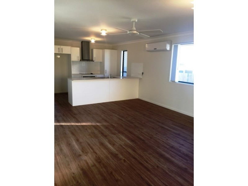 24 Bowerbird Street, Deebing Heights QLD 4306