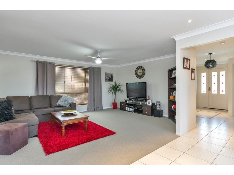 39 Pearse Drive, Brassall QLD 4305