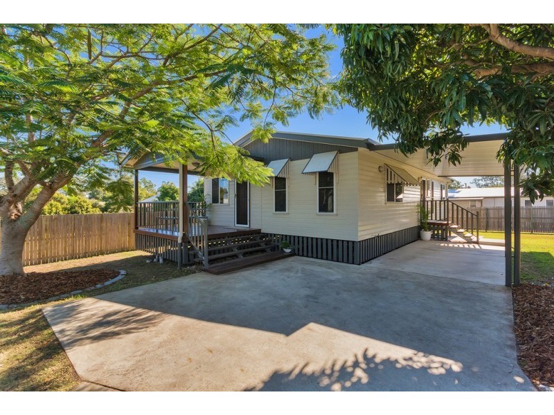 50 Mary Street, Blackstone QLD 4304