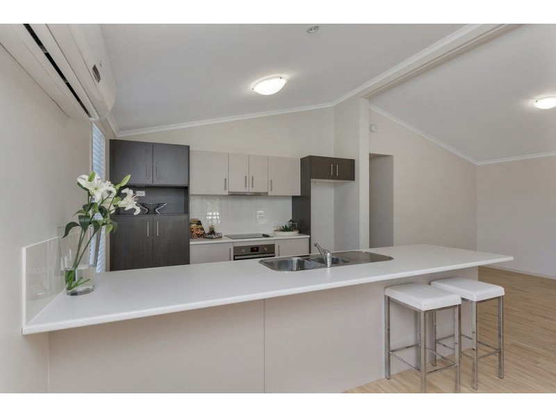 50 Mary Street, Blackstone QLD 4304