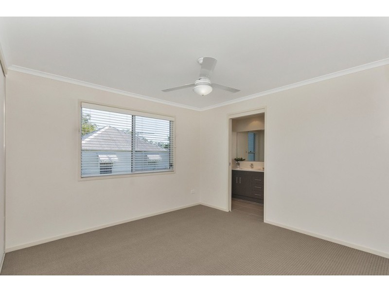 50 Mary Street, Blackstone QLD 4304