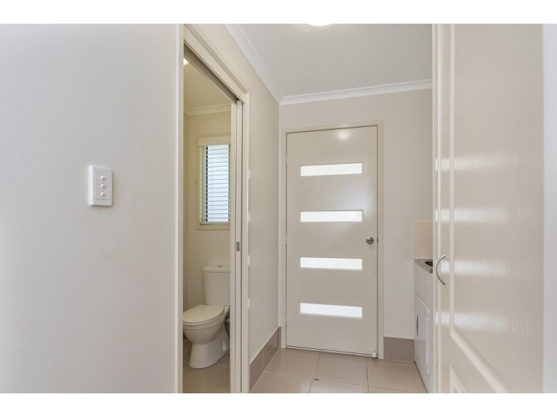 50 Mary Street, Blackstone QLD 4304
