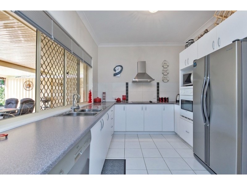 34 Cowley Drive, Flinders View QLD 4305