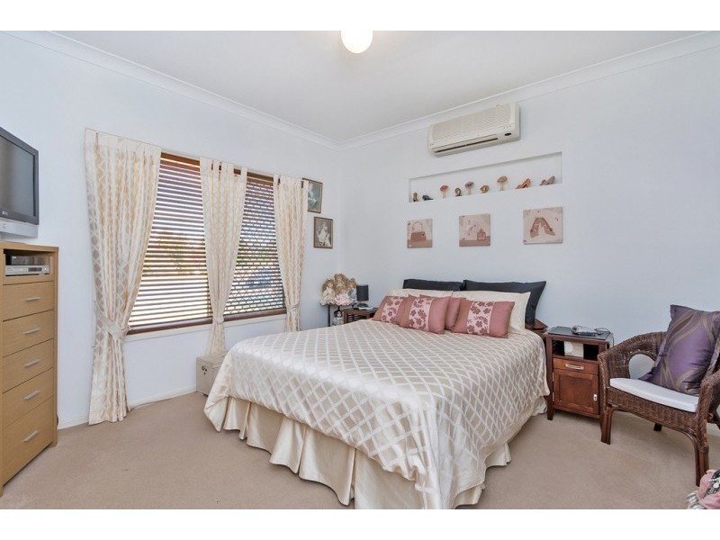 34 Cowley Drive, Flinders View QLD 4305