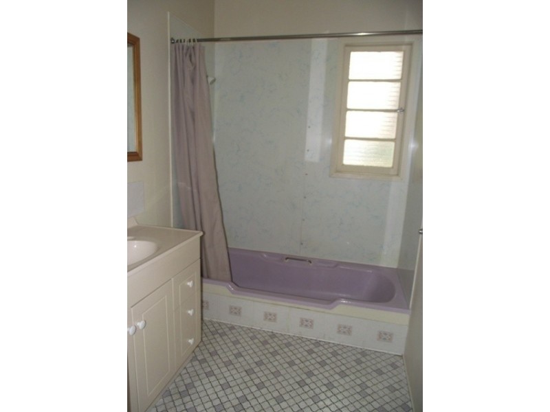 9A Park Street, Ipswich QLD 4305