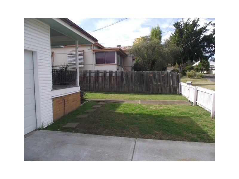 9A Park Street, Ipswich QLD 4305