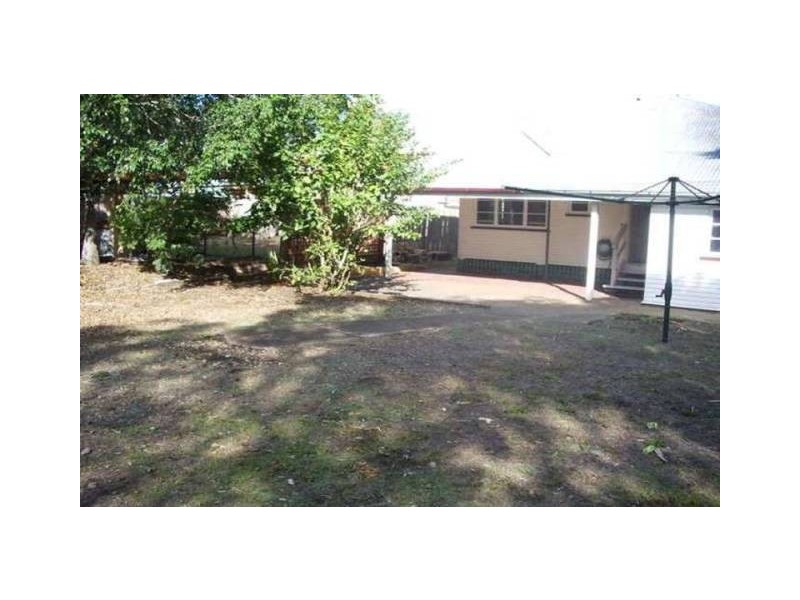 9A Park Street, Ipswich QLD 4305