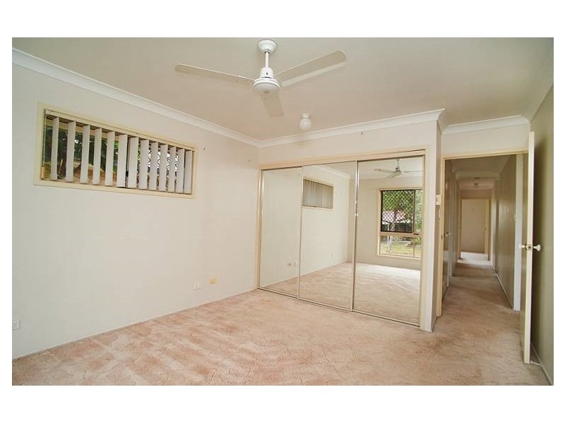 49 Jonquil Circuit, Flinders View QLD 4305