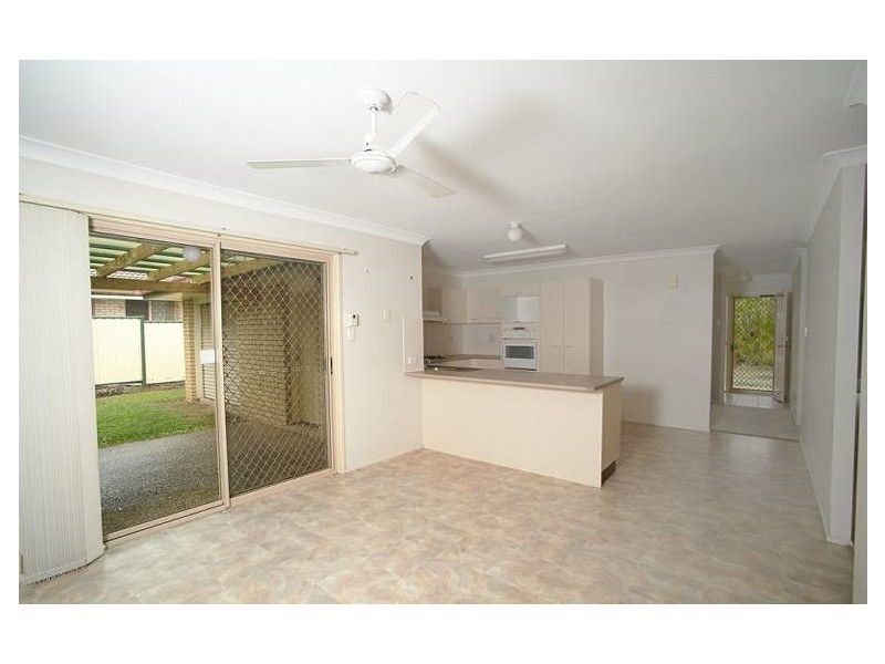 49 Jonquil Circuit, Flinders View QLD 4305