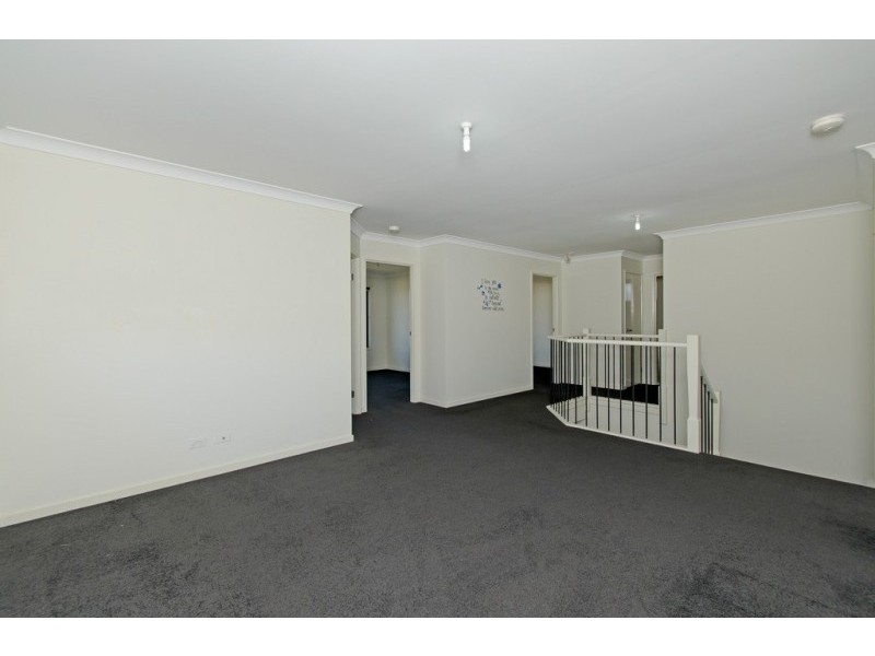 90 Honeywood Drive, Fernvale QLD 4306