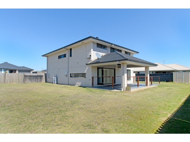 90 Honeywood Drive, Fernvale QLD 4306