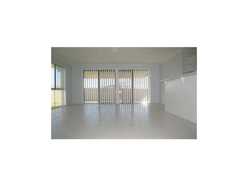 24 Brighton Street, Raceview QLD 4305