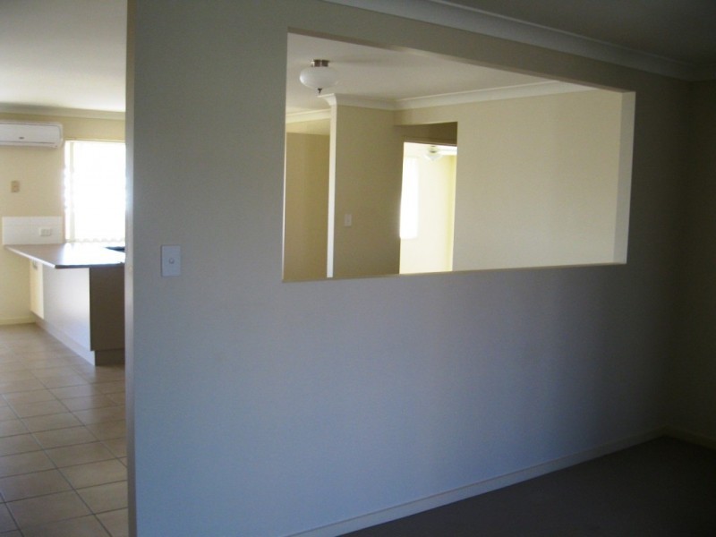 39 Brittany Crescent, Raceview QLD 4305