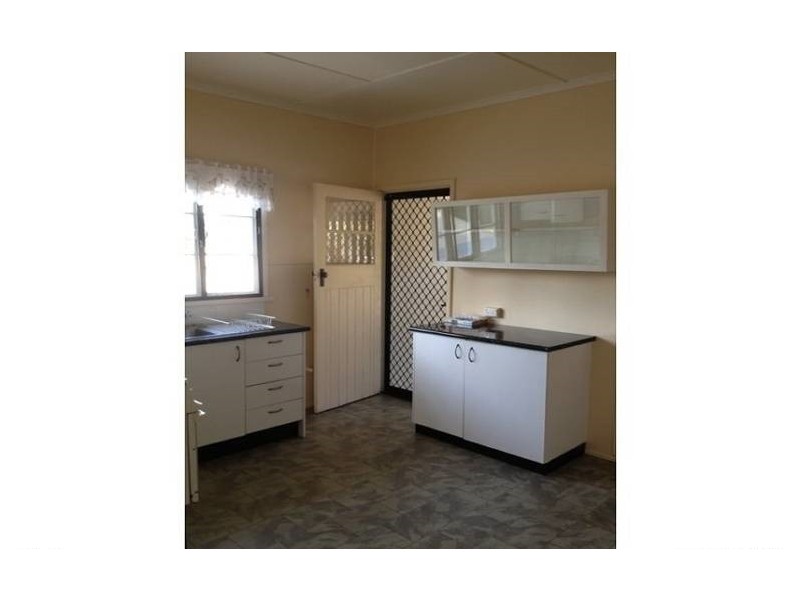 22 Greenway Street, Churchill QLD 4305