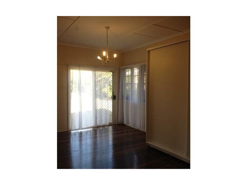 22 Greenway Street, Churchill QLD 4305
