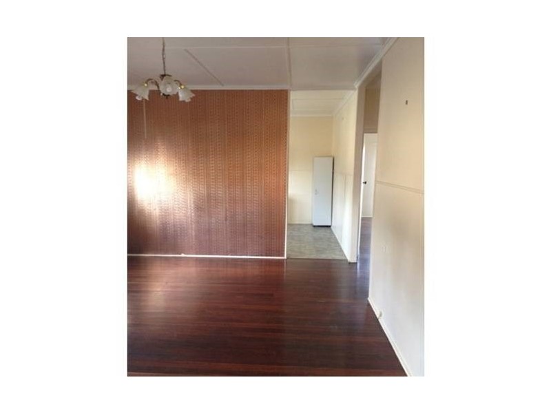 22 Greenway Street, Churchill QLD 4305