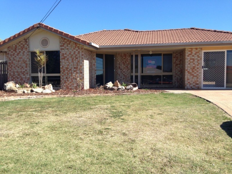 325 South Station Road, Raceview QLD 4305