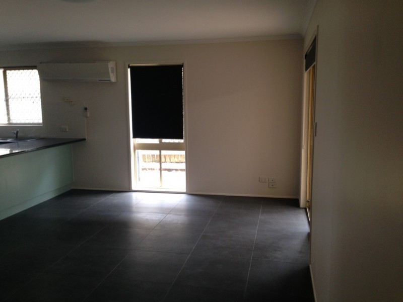 325 South Station Road, Raceview QLD 4305