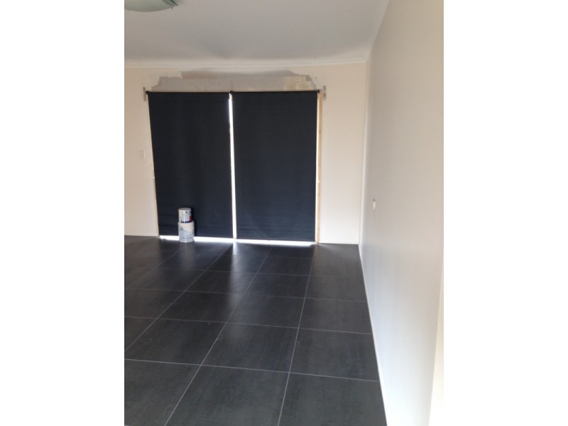 325 South Station Road, Raceview QLD 4305