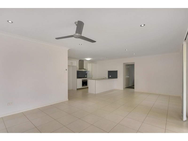 22 Samuel Court, Yamanto QLD 4305