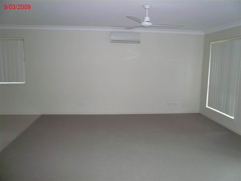 17 Baden Jones Way, North Booval QLD 4304
