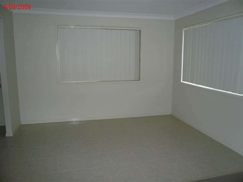17 Baden Jones Way, North Booval QLD 4304