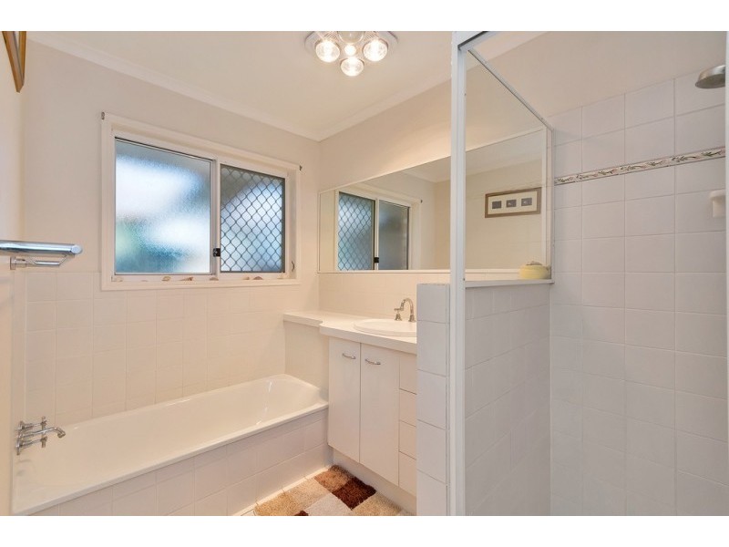 48 Kingston Drive, Flinders View QLD 4305