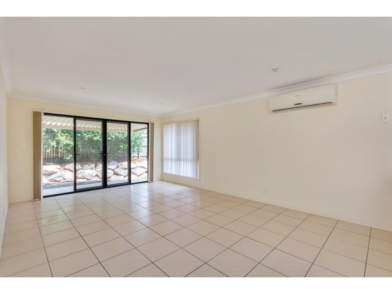 42 Brittany Crescent, Raceview QLD 4305