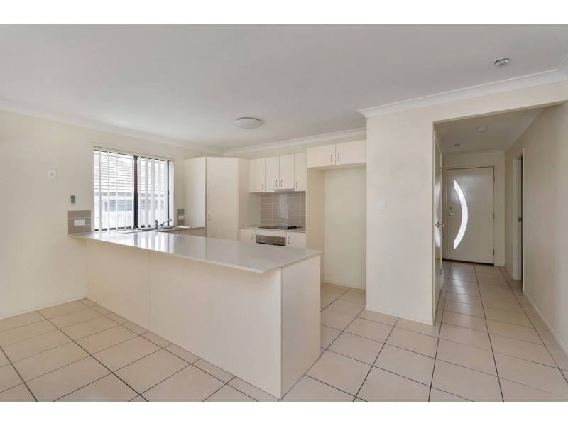 42 Brittany Crescent, Raceview QLD 4305