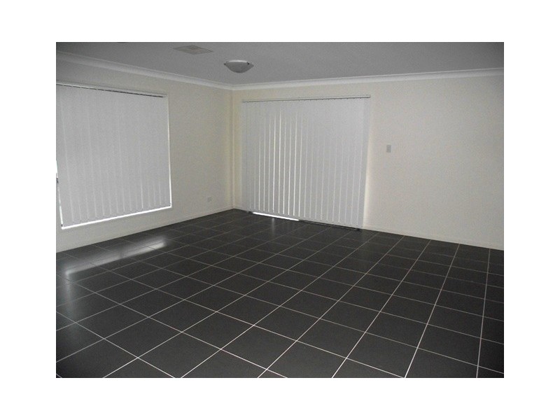 28 Lennon Lane, North Ipswich QLD 4305