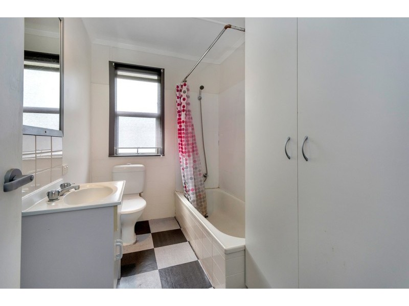 68 Robertson Road, Eastern Heights QLD 4305