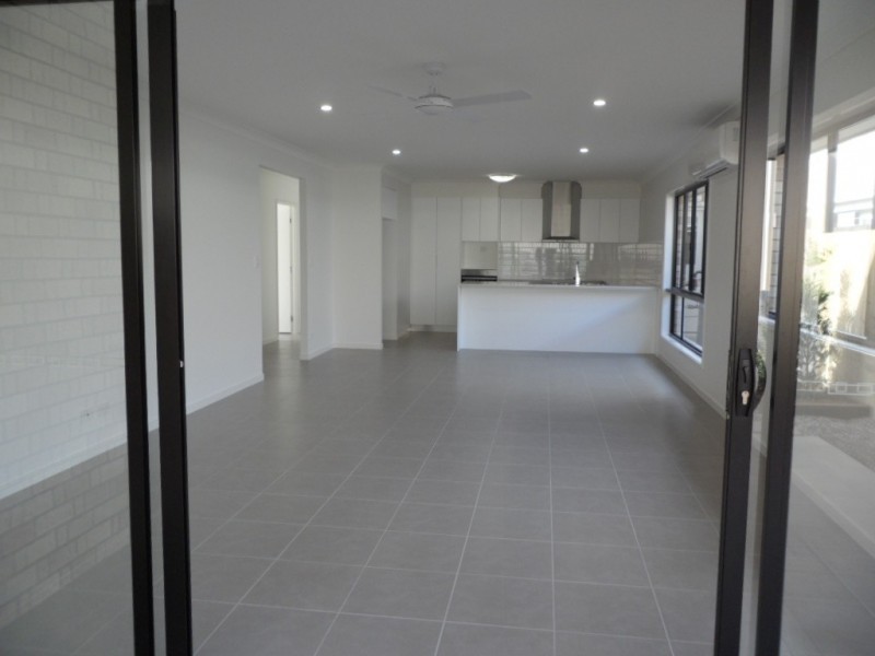 3a Hyperno Close, Raceview QLD 4305