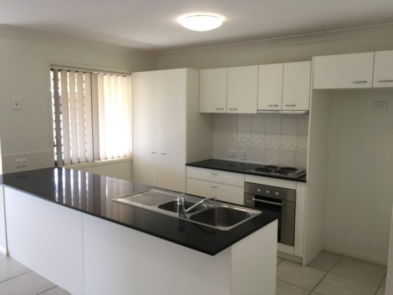 10 Jene Court, Flinders View QLD 4305