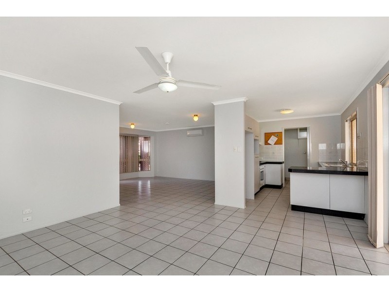 70 Equestrian Drive, Yamanto QLD 4305