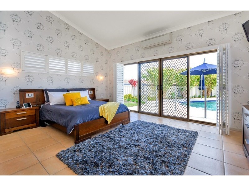 16 Willaroo Close, Flinders View QLD 4305