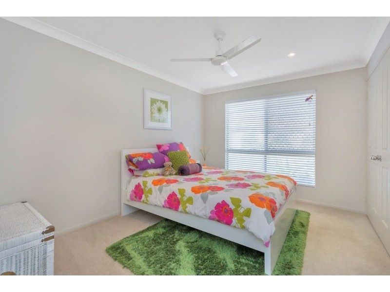 16 Willaroo Close, Flinders View QLD 4305