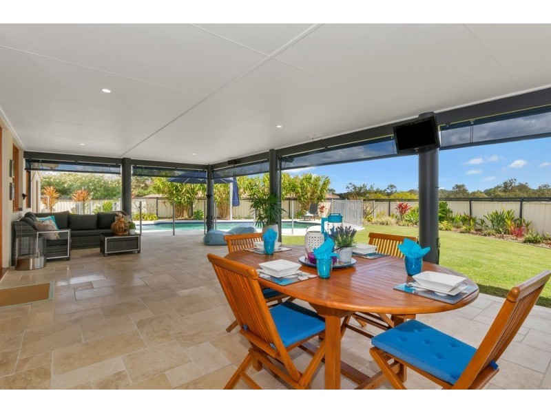 16 Willaroo Close, Flinders View QLD 4305