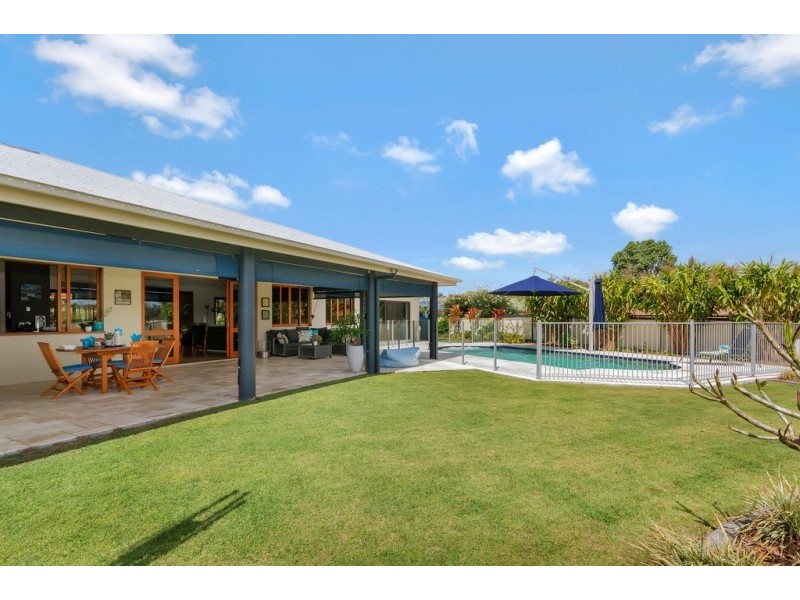 16 Willaroo Close, Flinders View QLD 4305