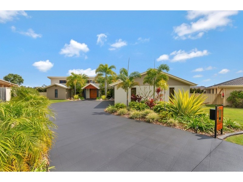 16 Willaroo Close, Flinders View QLD 4305