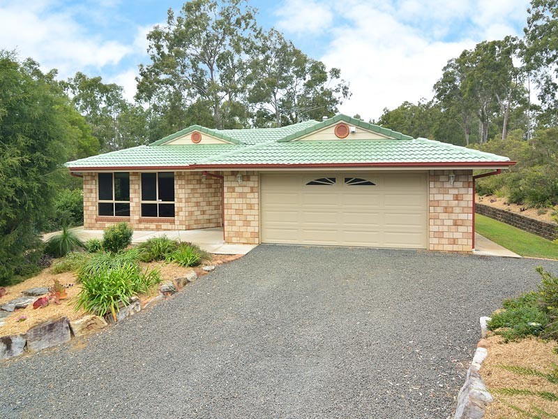 30 Winland Drive, Deebing Heights QLD 4306