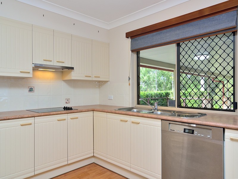 30 Winland Drive, Deebing Heights QLD 4306